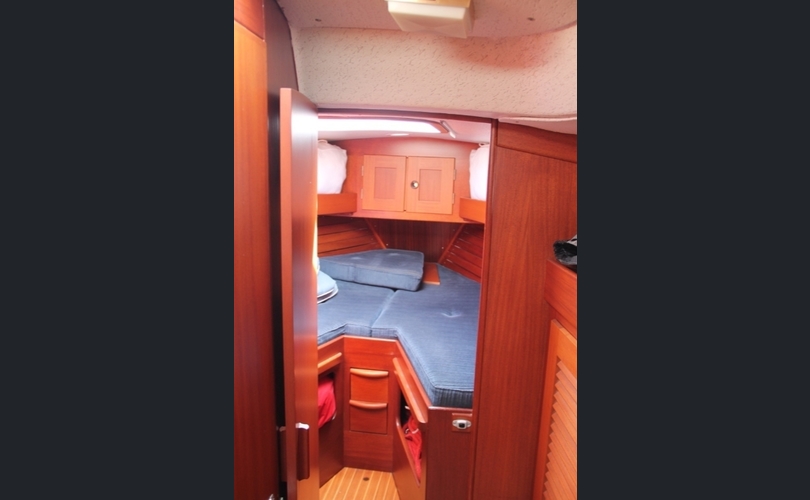 Hallberg-Rassy HR 352-kuva-9